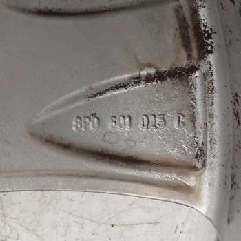 Recambio de llanta para audi a3 (8p) 1.9 tdi referencia OEM IAM 8P0601025C 7,5JX17H2 ET56 5H 5X112