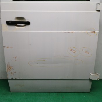 Recambio de puerta trasera derecha para ebro f275 furgon 968 1.8 d referencia OEM IAM  NECESITA REPARACION 