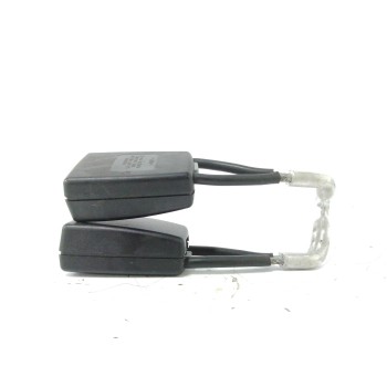 Recambio de enganche cinturon central para skoda fabia (5j2 ) 1.6 tdi referencia OEM IAM 5J6857488  