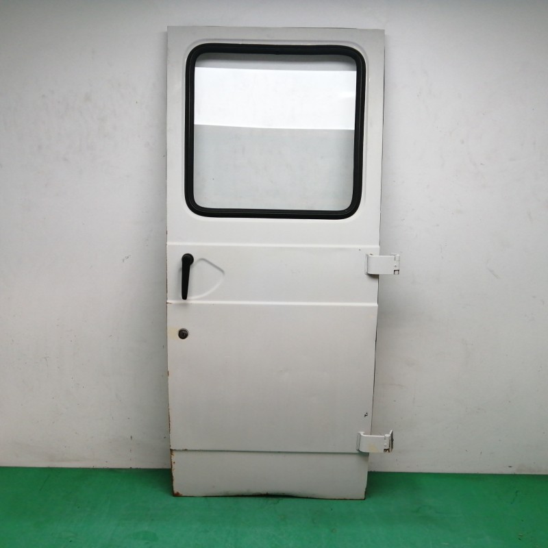 Recambio de porton trasero derecho para ebro f275 furgon 968 1.8 d referencia OEM IAM  NECESITA REPARACION 