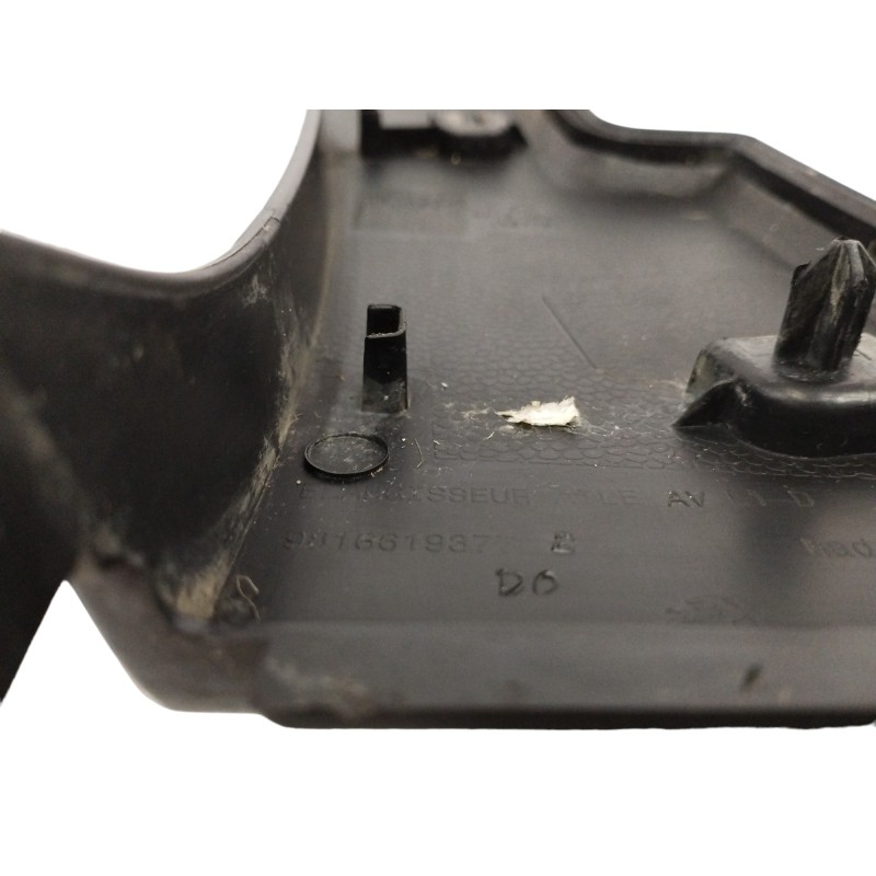 ALETIN DELANTERO DERECHO