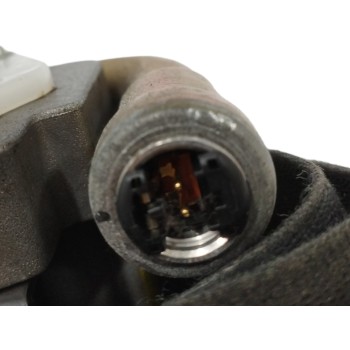 Recambio de cinturon seguridad delantero derecho para toyota avensis berlina (t25) 2.0 16v cat referencia OEM IAM 7321005050  