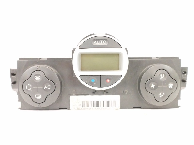 Recambio de mando climatizador para renault megane ii classic berlina 1.9 dci diesel fap referencia OEM IAM 8200413906  