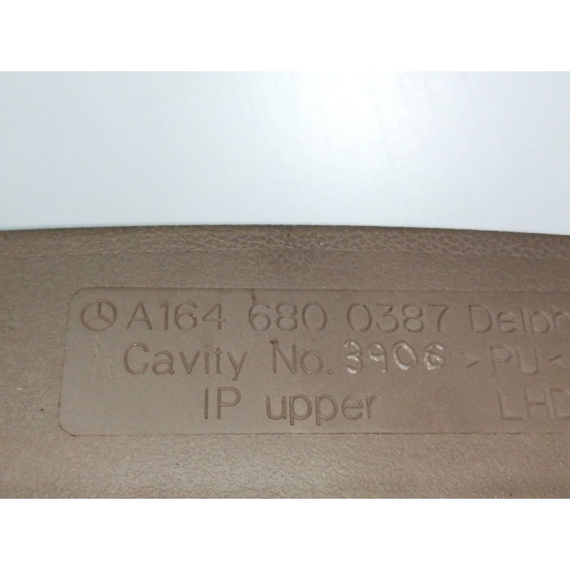 SALPICADERO A1644600098 A2518600805