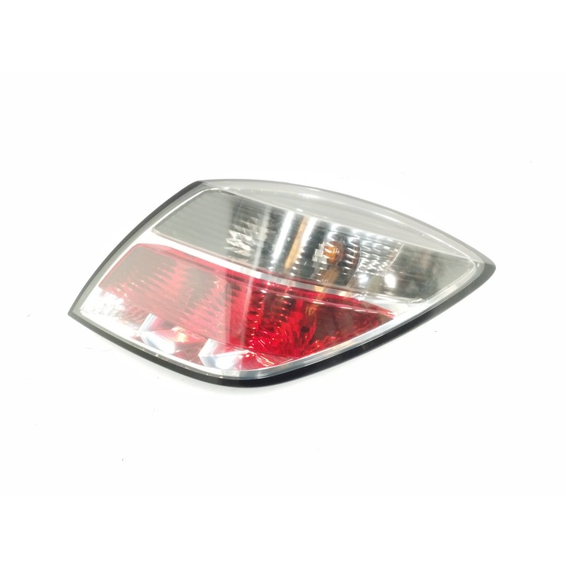 PILOTO TRASERO DERECHO 008748