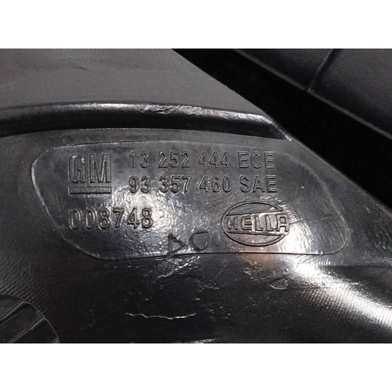 PILOTO TRASERO DERECHO 008748