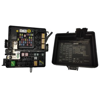 Recambio de caja reles / fusibles para hyundai tucson 1.6 cat referencia OEM IAM 91441D7553  