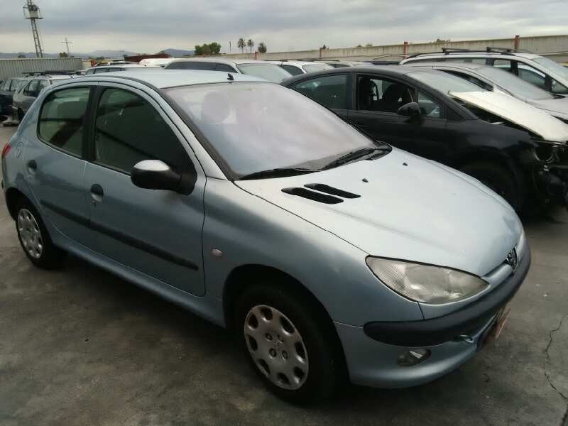 PEUGEOT 206 BERLINA