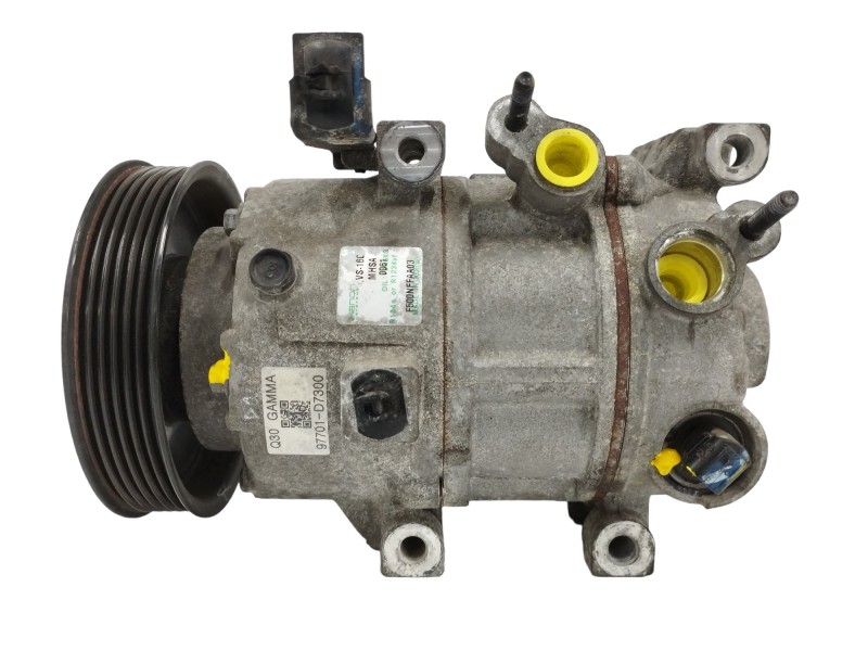 Recambio de compresor aire acondicionado para hyundai tucson 1.6 cat referencia OEM IAM 97701D7300  