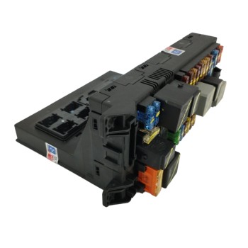 Recambio de caja reles / fusibles para mercedes-benz clase e (w211) berlina 3.5 v6 cat referencia OEM IAM 2115454201  
