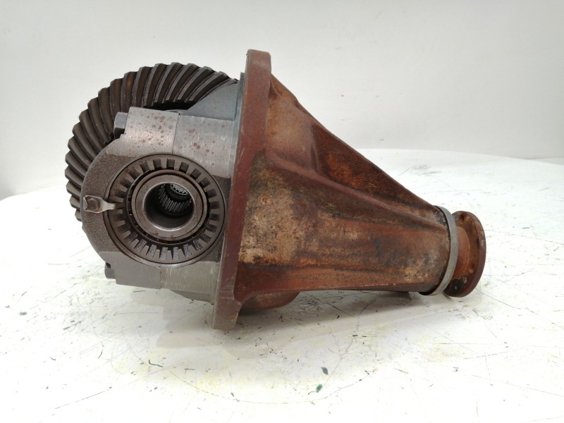 Recambio de diferencial trasero para land rover range rover 2.4 turbodiesel referencia OEM IAM MR714041 RELACION 46X10 MR714040