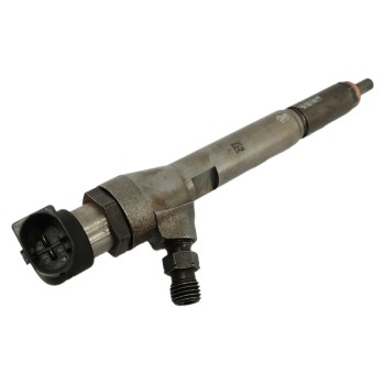 Recambio de inyector para renault scenic ii 1.5 dci diesel referencia OEM IAM 8200380253  