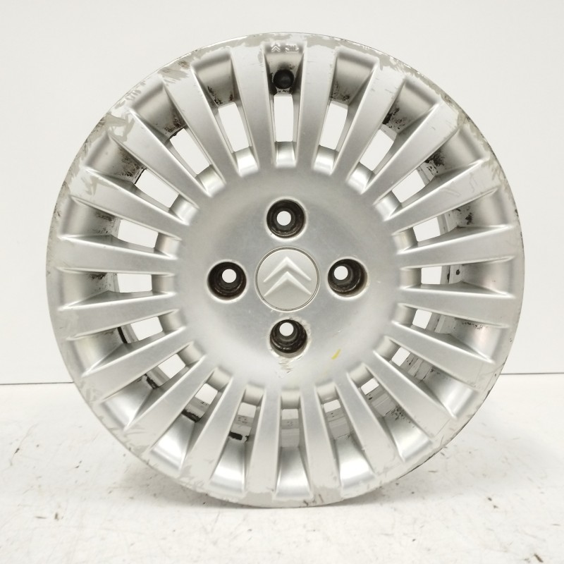 Recambio de llanta para citroën c3 1.4 hdi referencia OEM IAM 5402F7 6JX15CH4 ET27 4H 4X108