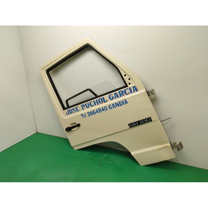 PUERTA DELANTERA DERECHA OBSERVAR FOTOS