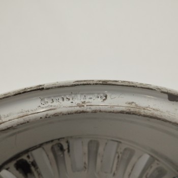 Recambio de llanta para citroën c3 1.4 hdi referencia OEM IAM 5402F7 6JX15CH4 ET27 4H 4X108