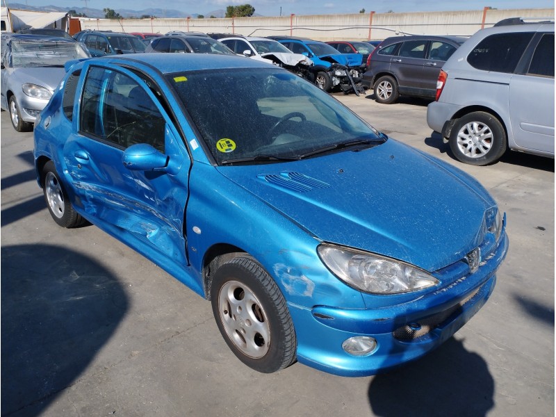 PEUGEOT 206 BERLINA
