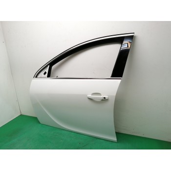 Recambio de puerta delantera izquierda para opel insignia berlina 2.0 16v cdti referencia OEM IAM  OBSERVAR FOTOS 