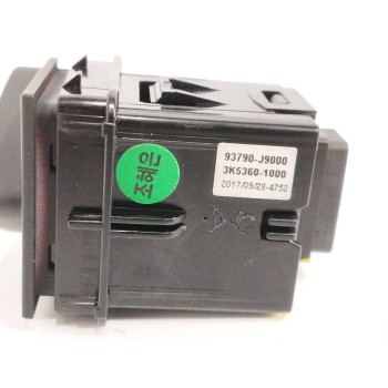 Recambio de warning para hyundai kona 1.0 tgdi cat referencia OEM IAM 93790J9000  