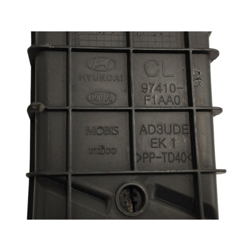 REJILLA AIREADORA CENTRAL