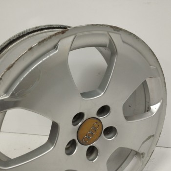 Recambio de llanta para audi a3 (8p) 1.9 tdi referencia OEM IAM 8P0601025C 7,5JX17H2 ET56 5H 5X112