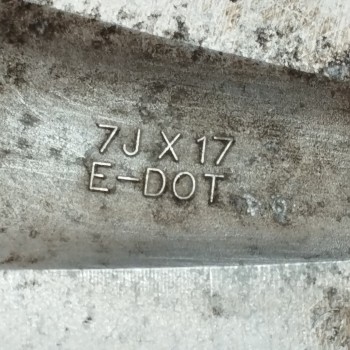 Recambio de llanta para hyundai santa fe (bm) 2.2 crdi cat referencia OEM IAM 529102B170 7JX17 ET41 