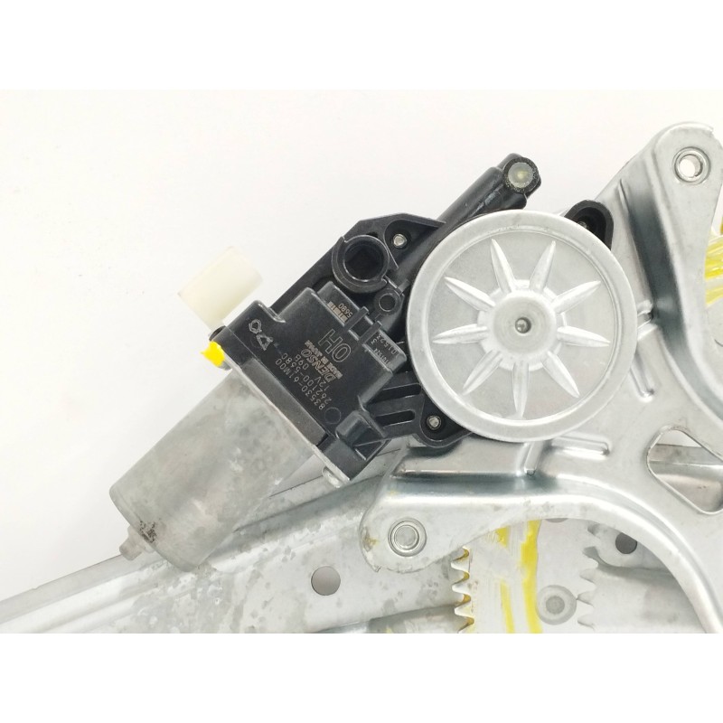 ELEVALUNAS TRASERO DERECHO 2621005680