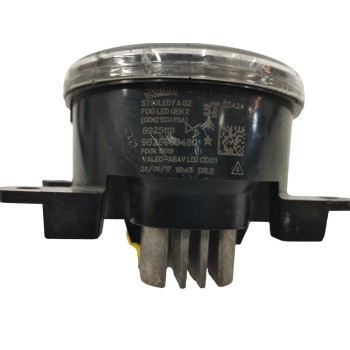 Recambio de faro antiniebla derecho para peugeot 5008 1.2 12v e-thp referencia OEM IAM 9826960480  