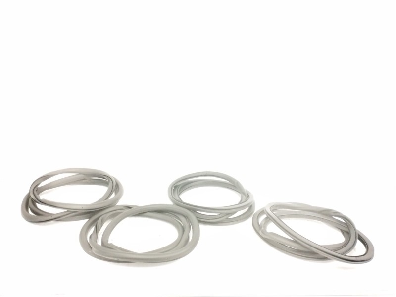 Recambio de gomas contorno puerta para mg marvel r electric referencia OEM IAM Recambio de gomas contorno puerta para mg marvel r electric referencia OEM IAM