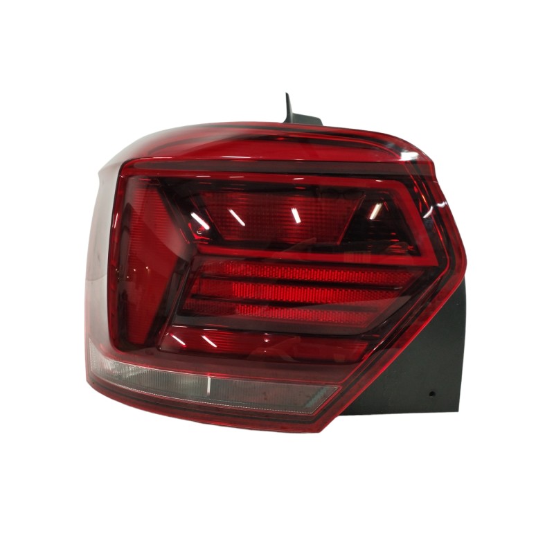 Recambio de piloto trasero izquierdo para volkswagen polo 1.0 tsi referencia OEM IAM 2G0945095B  