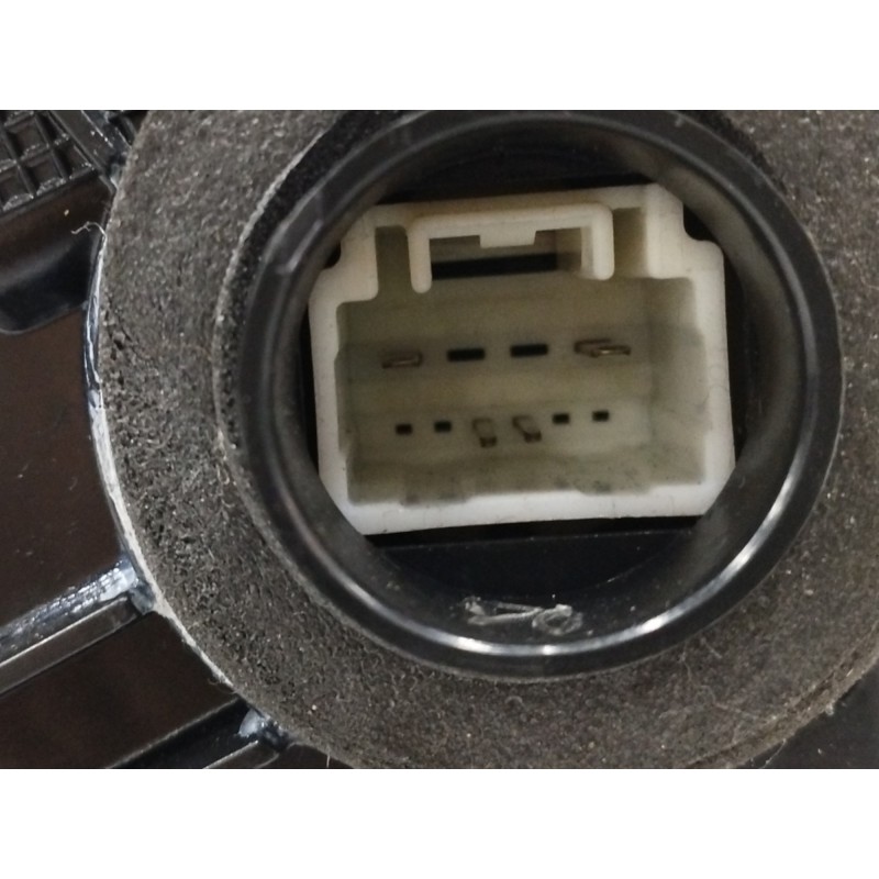 CERRADURA PUERTA DELANTERA DERECHA