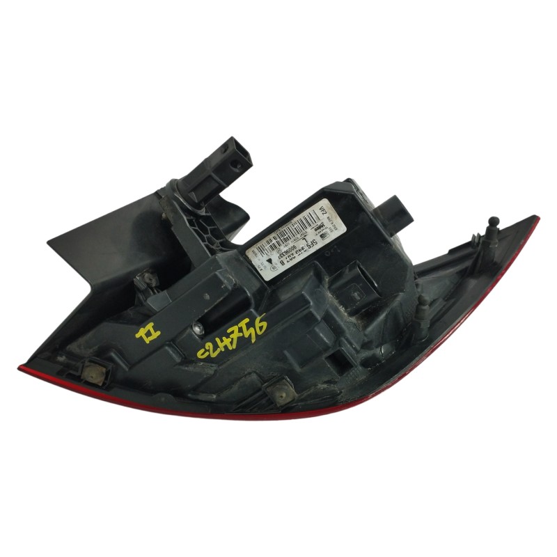 PILOTO TRASERO IZQUIERDO OBSERVAR FOTOS 90096337