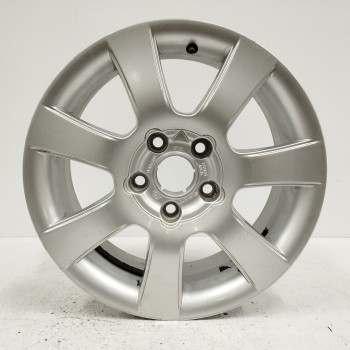 Recambio de llanta para seat toledo (5p2) 2.0 tdi referencia OEM IAM 5P0601025B 6,5JX16H2ET50 5H 5X112