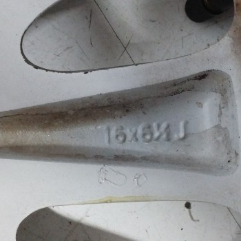 Recambio de llanta para chrysler voyager (rg) 2.8 crd cat referencia OEM IAM 4743218AA 16X6,5J-40 5H 5X115