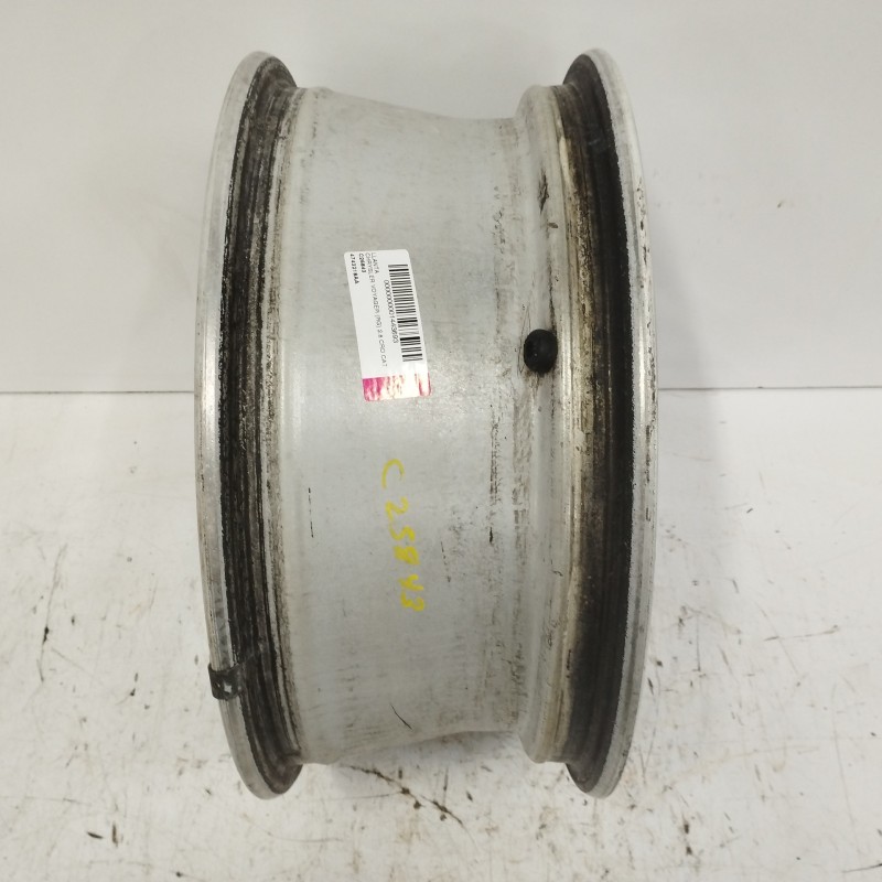 LLANTA 16X6 5J-40 5H 5X115