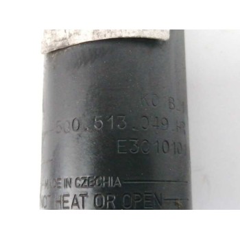 Recambio de amortiguador trasero izquierdo para volkswagen t-roc 2.0 tdi referencia OEM IAM 5Q0512013KR 5Q0513049HR 