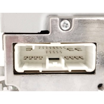 Recambio de sistema audio / radio cd para mazda 3 berlina (bk) 1.6 cd diesel cat referencia OEM IAM BR2B66AR0  