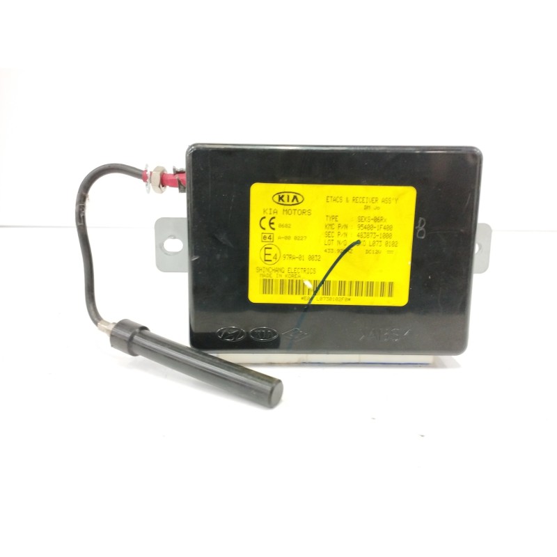 Recambio de centralita inmovilizador para kia sportage 2.0 crdi referencia OEM IAM 954001F400  