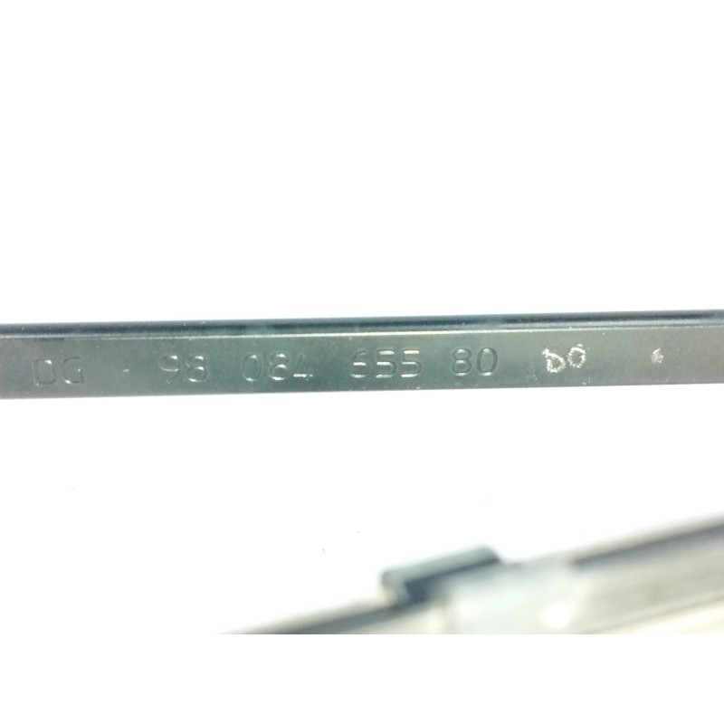 BRAZO LIMPIA DELANTERO DERECHO