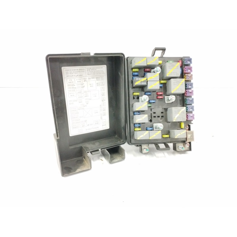 CAJA RELES / FUSIBLES