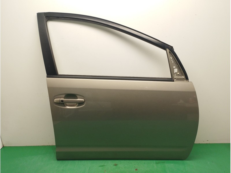 Recambio de puerta delantera derecha para toyota prius (nhw20) 1.5 cat referencia OEM IAM 6700147040 OBSERVAR FOTOS 
