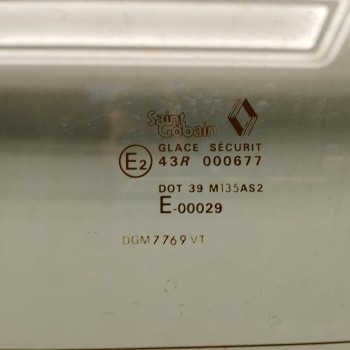 Recambio de porton trasero para renault fuego 2.0 referencia OEM IAM   