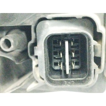 Recambio de faro izquierdo para kia sportage 2.0 crdi referencia OEM IAM  PARA PULIR 