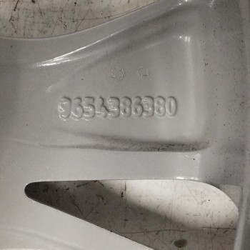 Recambio de llanta para citroën c4 picasso 1.6 16v hdi fap referencia OEM IAM 9654386380 6,5J17CH4-26 4H 4X108