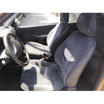 citroën saxo del año 2001