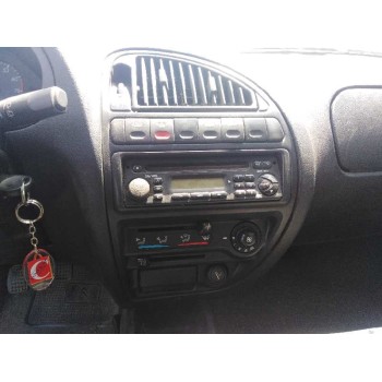 citroën saxo del año 2001