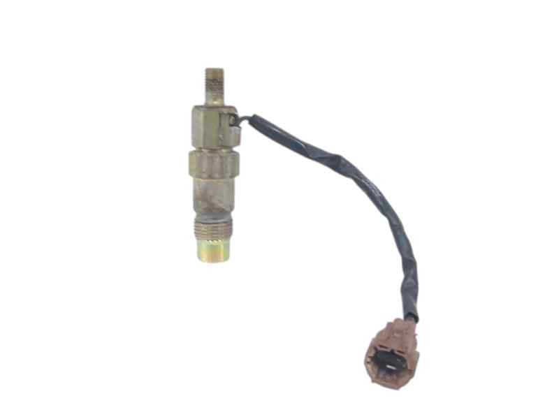 Recambio de inyector para nissan almera (n15) 2.0 diesel referencia OEM IAM 86403A1032 PILOTADO 
