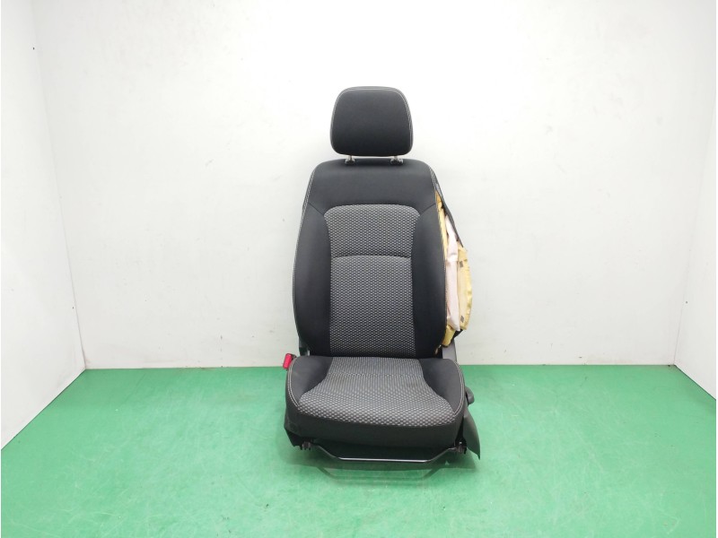 Recambio de asiento delantero izquierdo para suzuki vitara 1.0 12v boosterjet cat referencia OEM IAM  NECESITA REPARACION 
