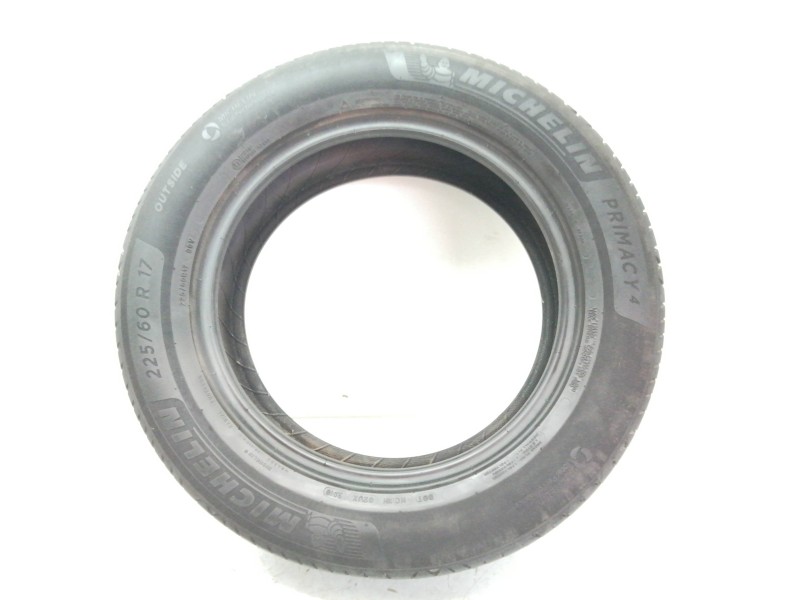 Recambio de neumatico para para varios modelos referencia OEM IAM 22560R17 MICHELIN PRIMACY 4
