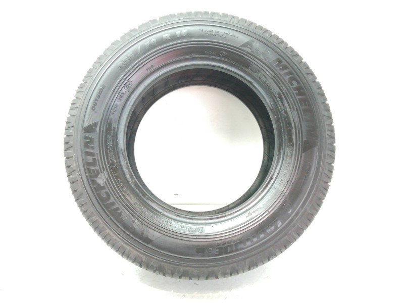 Recambio de neumatico para para varios modelos referencia OEM IAM 23570R16 MICHELIN LATITUDE CROSS