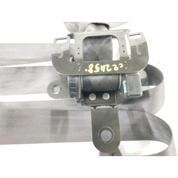 Recambio de cinturon seguridad trasero central para kia sportage 2.0 crdi referencia OEM IAM 898501F200  